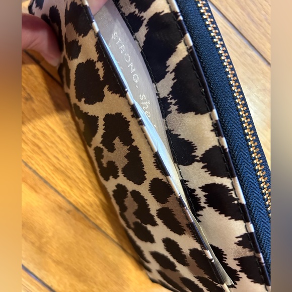 Kate Spade wallet Lacey wallet leopard print zipper NWT - Picture 6 of 11